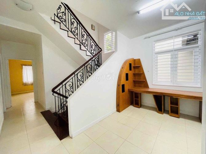 CHO THUÊ BIỆT THỰ SÂN VƯỜN – 2/28 CAO THẮNG, Q.3 – 13M X 18M, GIÁ TỐT CHỈ 95TR - 1