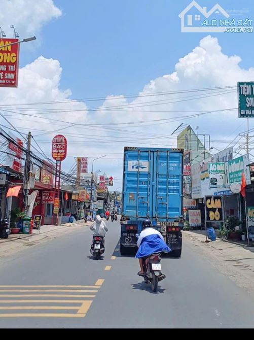 Đất nền mặt tiền lớn bán lỗ, có sổ sẵn DT 100m2, có bank hỗ trợ 70% - 1