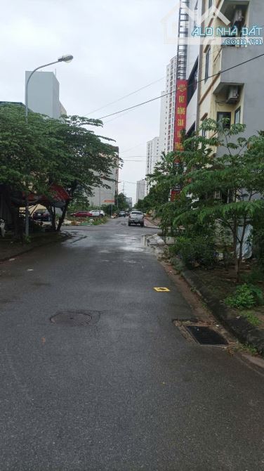 ĐẤT PHÂN LÔ OTO TRÁNH VỈA HÈ, KHU B YÊN NGHĨA, DT 50M, MT 5M, GIÁ 11.5 TỶ