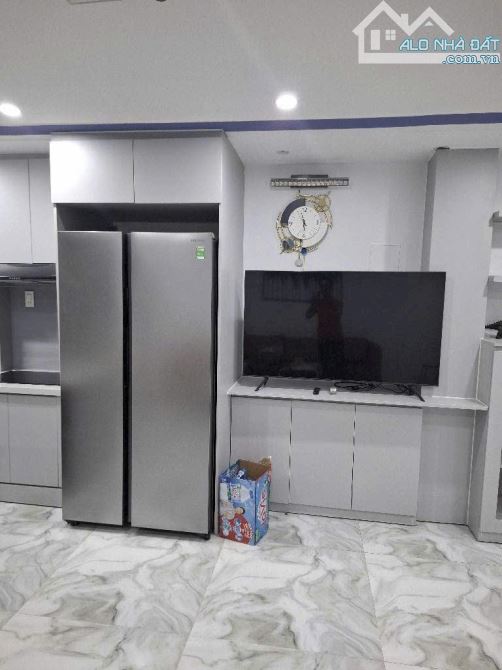 NHÀ MỚI ĐẸP VÀO Ở NGAY - TẶNG TOÀN BỘ NỘI THẤT - 51M2 - 3 TẦNG - SỔ VUÔNG VỨC - CHỈ 6.9 TỶ - 1