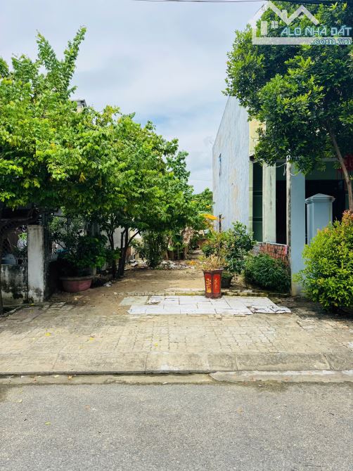Bán 100m đất mặt tiền đường Bát Nàn Công Chúa gần Công viên Hướng ĐN Khu Biển Tân Trà - 1