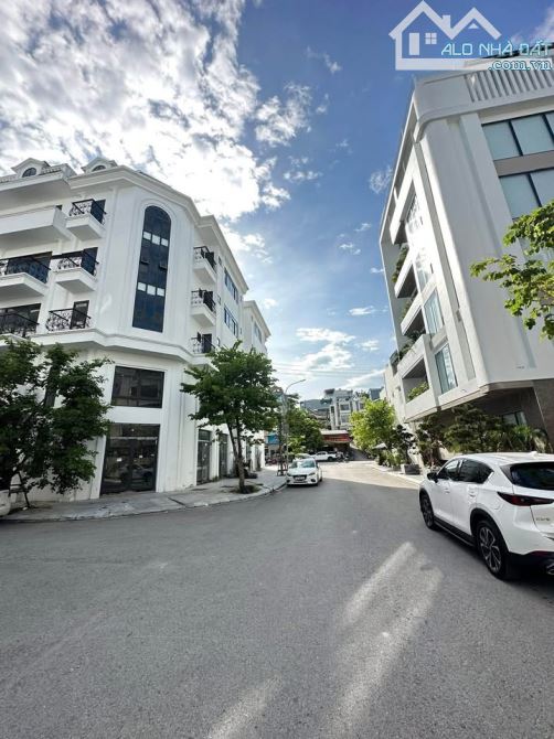 Bán nhà 5,5 tầng Dự án Gold City -  Cao Xanh Hoàn thiện Mặt Ngoài Gía Chỉ Hơn 4 tỉ - 1