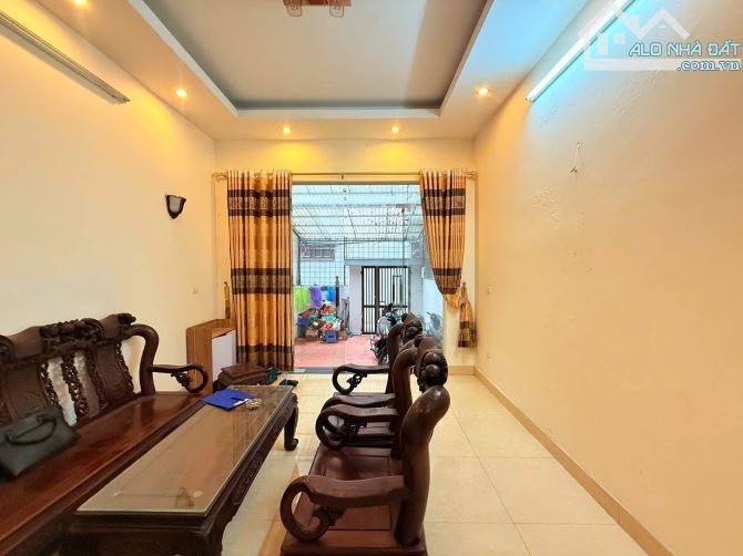 Giá Đầu Tư...Vương Thừa Vũ, Thanh Xuân - Phân Lô, Oto Tránh...51m2 x 4 Tầng, Mặt Tiền 4.1m - 1