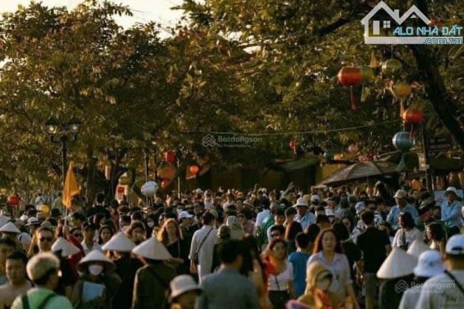 Cơ hội kinh doanh vàng!  Bán gấp quán bar hiện đại, 200m2 địa ngay trung tâm Hội An - 1
