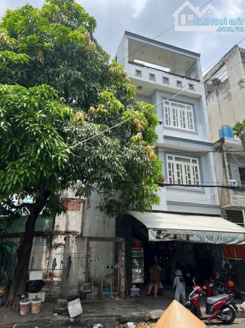 Bán nhà mtkd Trịnh Đình Thảo, Tân Phú, 5.3x9.4m, 3.5 tấm, - 1