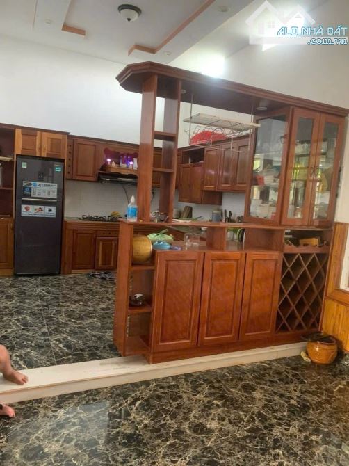 🏡 BÁN NHÀ 4 TẦNG – MẶT TIỀN KINH DOANH, HẢI CHÂU, ĐÀ NẴNG Diện tích đất: 47 m² - 1