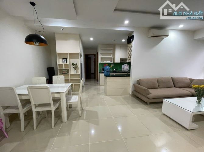 Căn hộ chung cư Ruby,Tân Bình: 2p ngủ, có nội thất, giá 10,5tr/th - 1