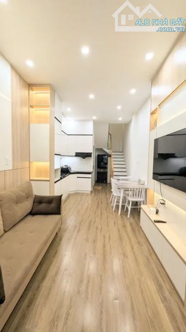 BÁN NHÀ NGUYỄN DUY DƯƠNG – P. VƯỜN LAI (P.4 CŨ), QUẬN 10 – 4 TẦNG GIÁ  6,9 TỶ - 1