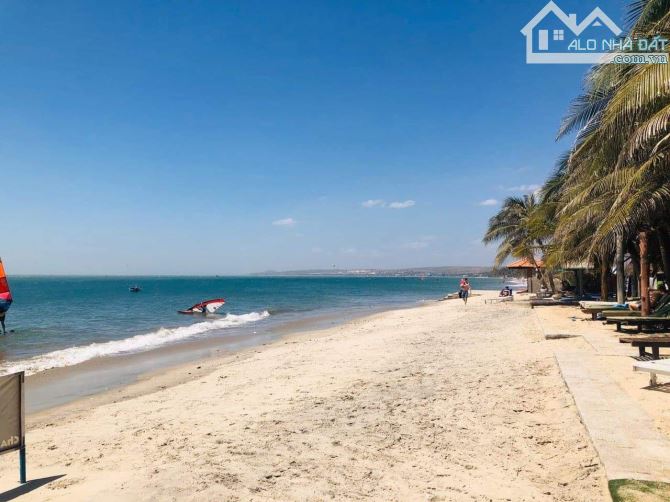 Bán 2500m2 đất cạnh biển mặt tiền Nguyễn Đình Chiểu, Hàm Tiến khu phố Tây giá tốt 10tr/m2