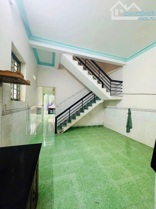 Bán gấp căn nhà 1Trệt 1 lầu ngay BigC Tân Hiệp cách đường Đồng Khởi vài bước chân - 1