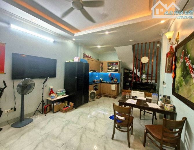 Hơn 7 tỷ. Nhà đẹp LÊ QUANG ĐẠO, 38m2, MT rộng,  gần Ô TÔ, full nội thất, ở ngay. - 1