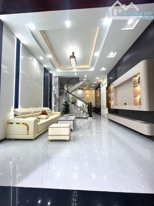 💰🏡 Bán Nhà 1 trệt 2 Lầu PHƯỜNG phú tân Tp thủ dầu 1 Bình Dương, Cực đẹp mới hoàn thiện - 1