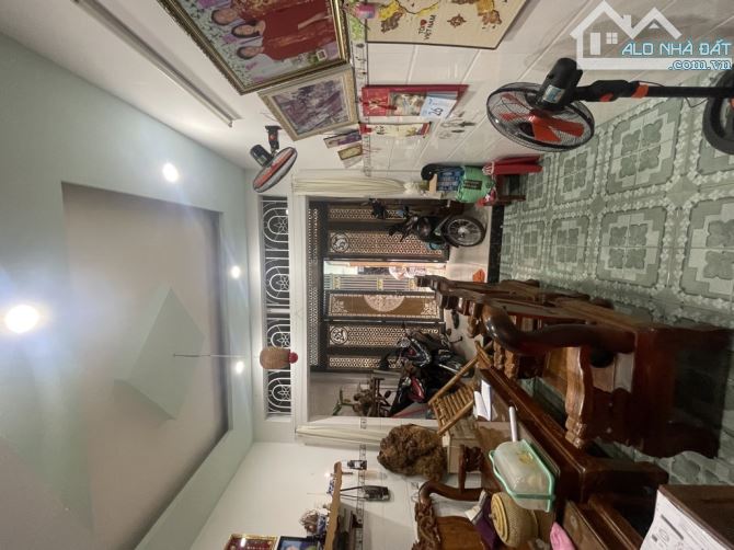 NHÀ 3 TẦNG DÙNG ĐIỆN 0 ĐỒNG - 40M2 - HXH - GẦN CV LÀNG HOA GÒ VẤP - 4.65 TỶ - 1