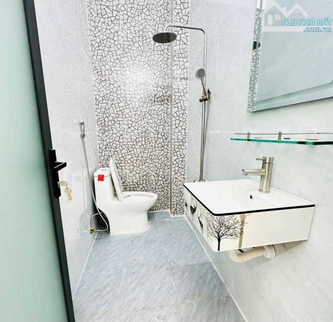 GẤP NHÀ HẺM NHỰA VƯỜN LÀI 7M THÔNG 4X13 3 TẦNG SÂN THƯỢNG MỚI CÁCH MT 10M GIÁ 6.6 TỶ - 1
