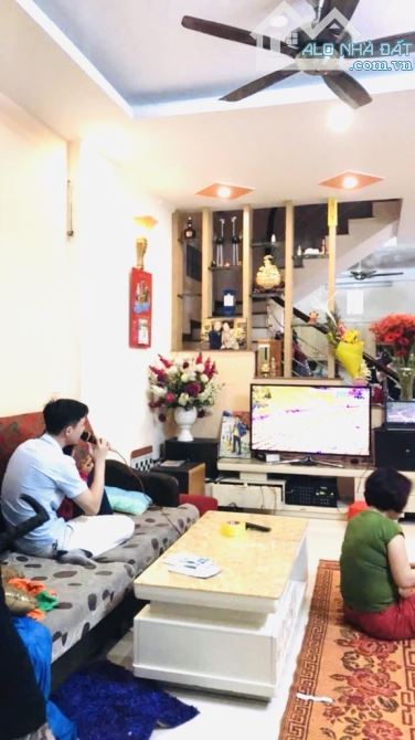 8,5 TỶ - 56M2 - 4 TẦNG FULL NT - DÂN XÂY - NGAY ĐƯỜNG BÁT KHỐI - LB - Ô TÔ TẢI ĐỖ CỬA - 1