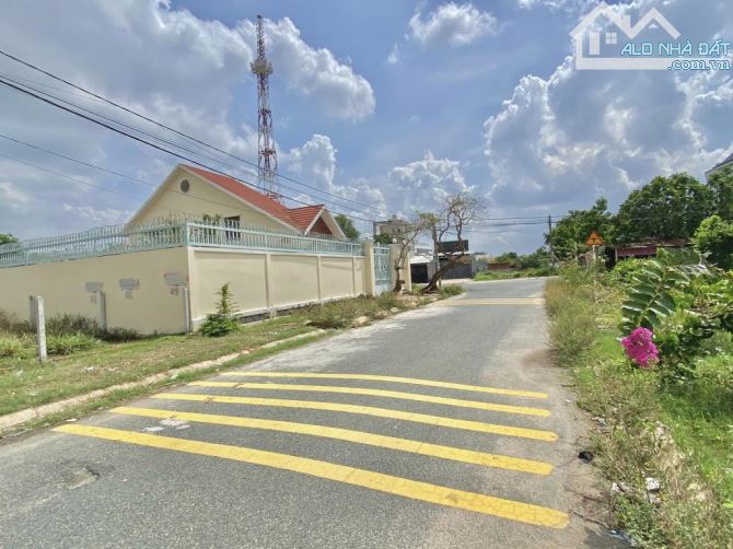 Cần ổn định chỗ ở mới gửi bán 200m2(ODT)giá 1,3 Tỷ (thu hồi vốn) Đ.Nhữ Tiến Hiền TT Củ Chi - 1