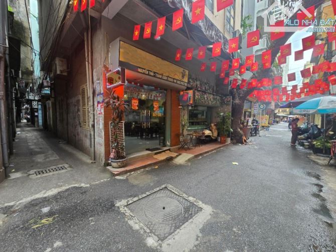 Bán nhà mới phố Nguyễn Trãi, 52m2, 5 tầng thang máy, 9 phòng ngủ, 2 mặt thoáng giá 12.5tỷ - 1