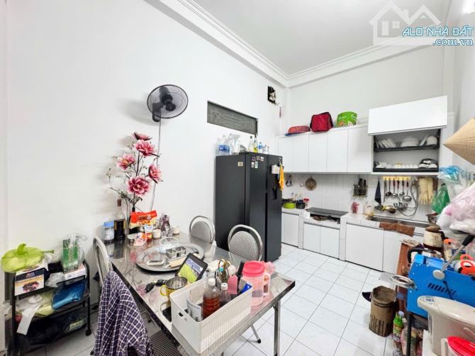 NHÀ ĐẸP DÂN XÂY-KHUNG CỘT CHẮC CHẮN PHỐ MINH KHAI 50mx4TẦNG CHỈ HƠN 11tỷ - 1