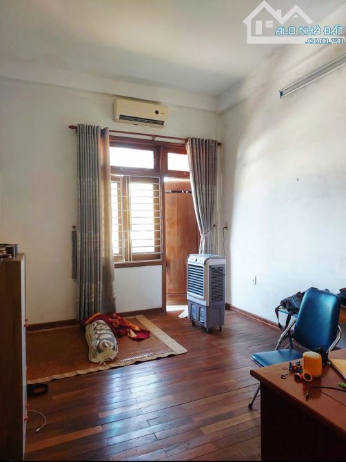 🏘🏘NHÀ 3 TẦNG KIỆT OTO PHAN BỘI CHÂU GẦN ĐÀO TẤN, TP HUẾ - 1