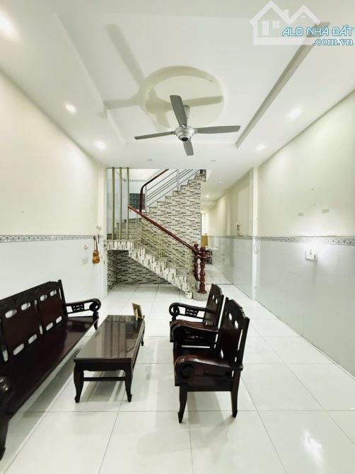 🏡 CHẾ LAN VIÊN – HẺM XE HƠI 5M – DT: 105M2 ( 4,1m X 25,5m ) – CHỈ 8 Tỷ TL - 1