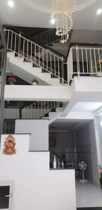 Bán nhà 5 tầng phường Tân Phú cạnh chợ Tân Mỹ; ngang 4,1m; an ninh dân trí cao cách MT 35m - 1