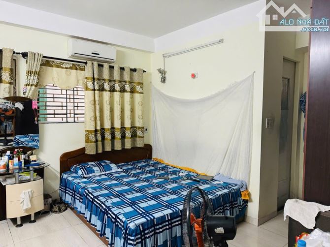 Bán nhà 3 tầng Góc 2MT ngay chợ Nguyễn Tri Phương. Gọi Tuyết - 1
