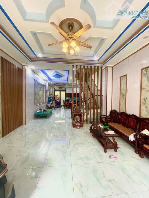 Bán nhà 1 trệt 2 lầu sổ riêng thổ cư p. Trảng Dài - 1