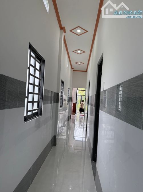 Bán gấp căn nhà Đ.Trần Văn Chẩm - củ chi - 150m2 - SHR - 885 Triệu - 1