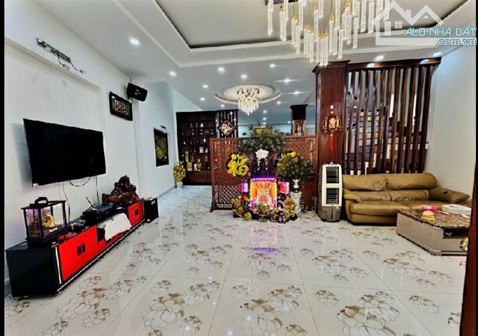 Bán nhà ( 8 X 19 ) Tân Hòa Đông chợ Phí Lâm, 4 tầng vào ở ngay chỉ 10,9 tỷ. - 1