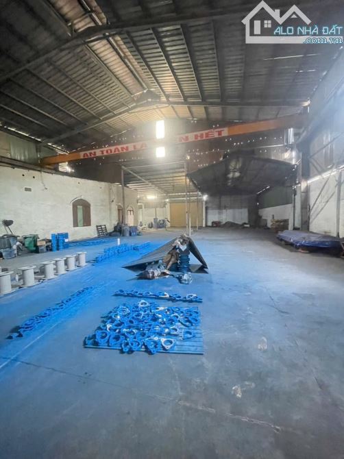 Cho thuê xưởng Dt 650m2 có điện 3F,cầu trục gần chợ thanh hoá,Trảng Dài - 1