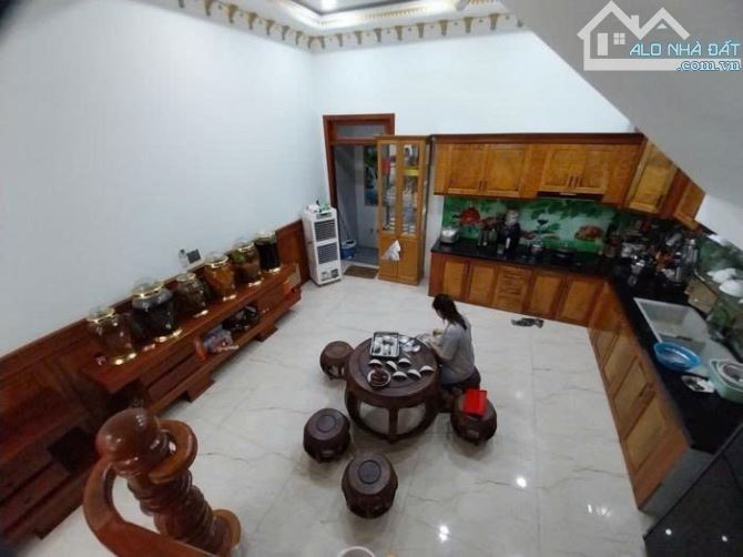 NHÀ HẺM 8M HƯƠNG LỘ 2, 67,4m2, 4 TẦNG, (5,1x13,2) GIÁ CHỈ 6.8 TỶ - 1