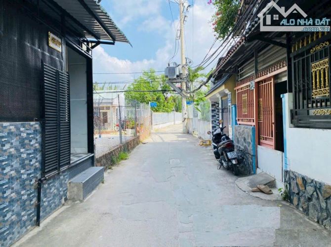 Bán nhà hẻm xe hơi Huỳnh Tấn Phát, Nhà Bè, Dt 3,3 x7,2m, 3 lầu. Giá 2,19 tỷ - 1