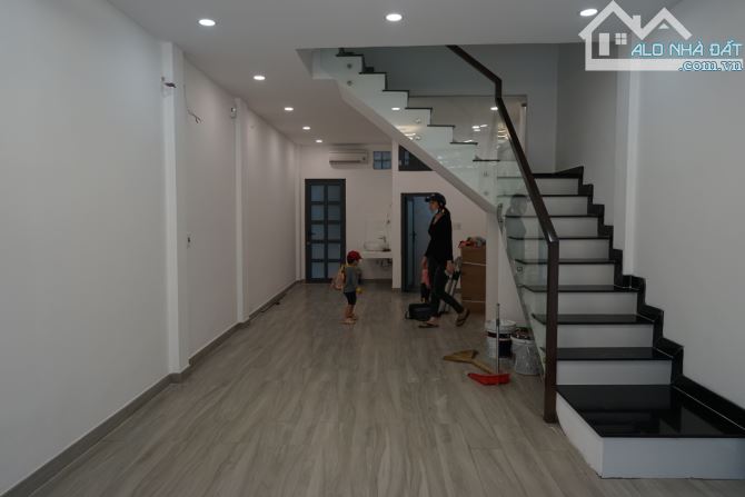 Chính chủ bán nhà mặt tiền 863 Hưng Phú, 14,5 tỷ, 44,8m2, 3PN, 2WC, Quận 8, TP.HCM - 1