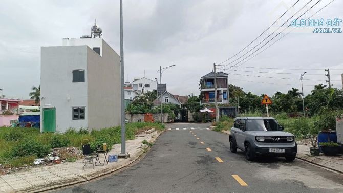 Lô góc 2 mặt tiền trong khu TĐC Bình Đức, giáp sông Sài Gòn, ra đến chợ Lái Thiêu 700m - 1