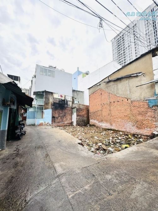 Bán đất Bến Vân Đồn, Quận 4, ngay chung cư H3, 55m2, ngang 5.2m, nhích 6 tỷ - 1
