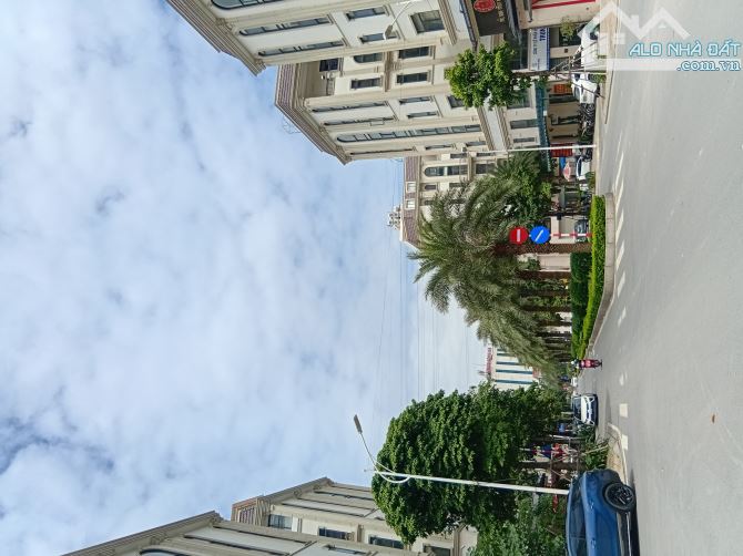 Siêu phẩm LK Vạn Phúc 50m2, 7 Tầng, Thang máy, View Him Lam, Ở Kinh Doanh Đẳng Cấp: 18 Tỷ - 1