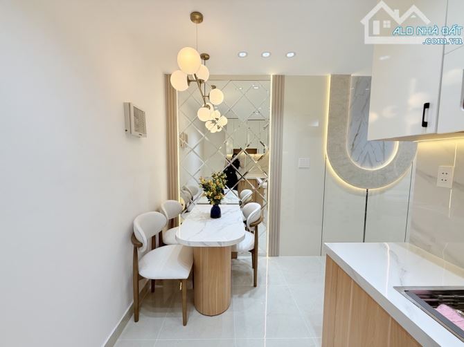 🔥SIÊU PHẨM KHU ẨM THỰC VẠN KIẾP🔥 - 🍀30M2 🍀- HẺM XE HƠI - FULL NỘI THẤT - 🌸CHỈ 5.5 TỶ - 1