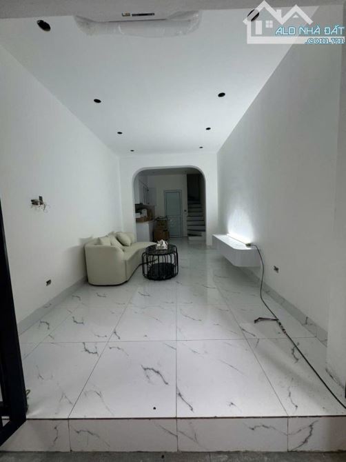 Bán nhà mới phố Phan Đình Giót, 27m2, 3 tầng, lô góc full nội thất giá 3.1tỷ - 1