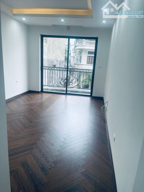 Chủ cần bán nhanh căn nhà 30m2 - 5 tầng - gần khu đô thị hồ Vĩnh Hoàng - 1
