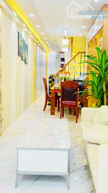 🏠 BÁN GẤP ÂU CƠ, P.5, Q.11, 133M2 - 9.X TỶ. - 1