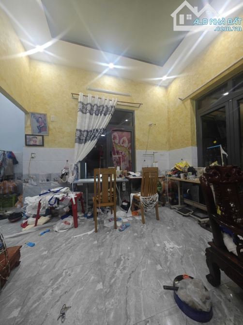 Nhà Chưa Qua Đầu Tư . Mình Cần Bán Gấp Nhà 3 Mặt Kiệt Dũng Sĩ Thanh Khê - 1