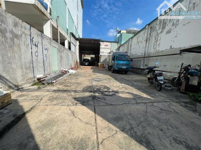 BÁN ĐẤT 245m2 NGANG 8M HẺM XE TẢI LINH XUÂN THỦ ĐỨC - 1
