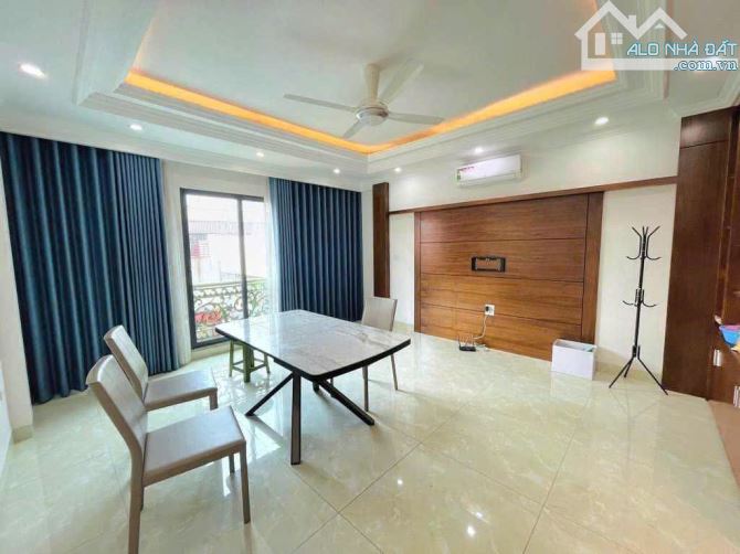 BÁN GẤP NHÀ ÔNG ÍCH KHIÊM PHỐ VIP BA ĐÌNH Ô TÔ KD 75M X 5 TẦNG MT 6,5M 25 TỶ - 1