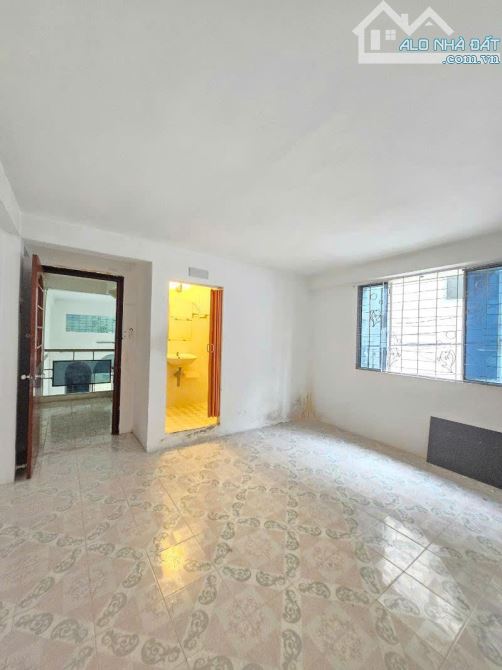 🔥[PHÚ NHUẬN] 3 MẶT HẺM - LÊ VĂN SỸ - CÓ THỂ SỬA LẠI THÀNH 5 - 6 PN - 7.6 TỶ - 1