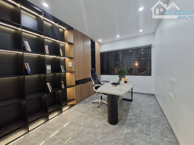 🏡 Bán nhà Đông Tác, ngõ nông – gần Vincom, 36m², chỉ 10.2 tỷ - 1