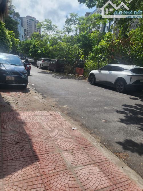 Cho thuê tầng1,đi riêng  Đường sông Lừ ,Phương Mai ,  quận Đống Đa, ,DT 65m²,MT 5,4m - 1