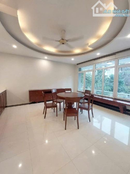 BÁN BIỆT THỰ VƯỜN ĐÀO, 255M KHU VIP NHẤT, 2 MẶT TIỀN, 6 TẦNG THANG MÁY, 150 TỶ - 1
