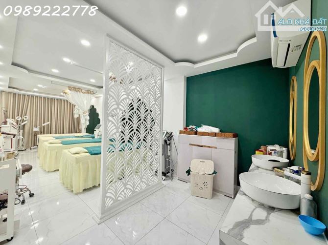 BÁN NHÀ MẶT TIỀN MỚI TINH , PHƯỜNG ĐAKAO KINH DOANH ĐỈNH- DT 70M2- KHU CỰC HIẾM BÁN .MT 98 - 1