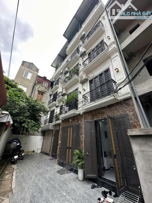 Bán nhà ngõ 299 Hoàng Mai,xây mới 5 tầng sẵn nội thất. - 1