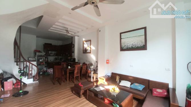 TRUNG TÂM HÀ ĐÔNG – KINH DOANH ĐỈNH – VỈA HÈ RỘNG – Ô TÔ DỪNG ĐỖ NGÀY ĐÊM  NHỈNH 22 TỶ - 1